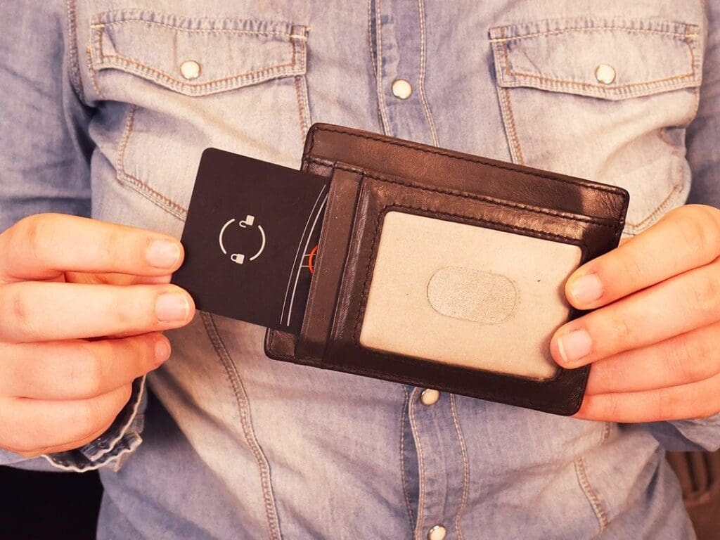 Comment choisir le meilleur porte-monnaie pour une ado fille ?