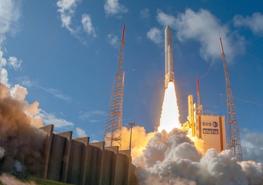 La majuscule à travers les âges : Focus sur Foix et son Héritage Typographique