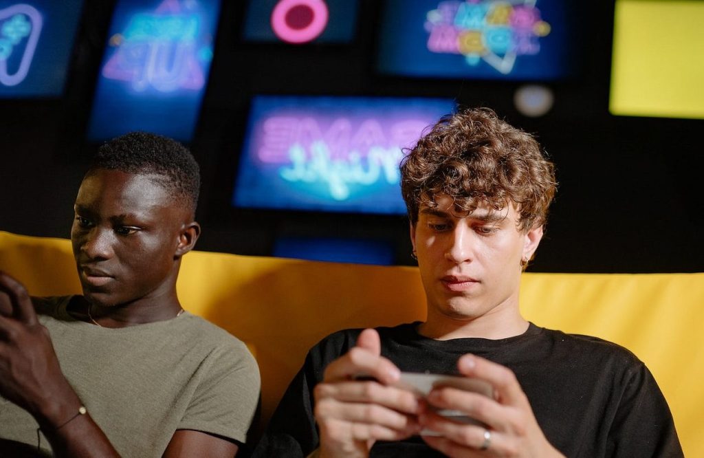 Jouez et Gagnez de Chez Vous: Découvrez le Phénomène du Loto à Domicile en Direct