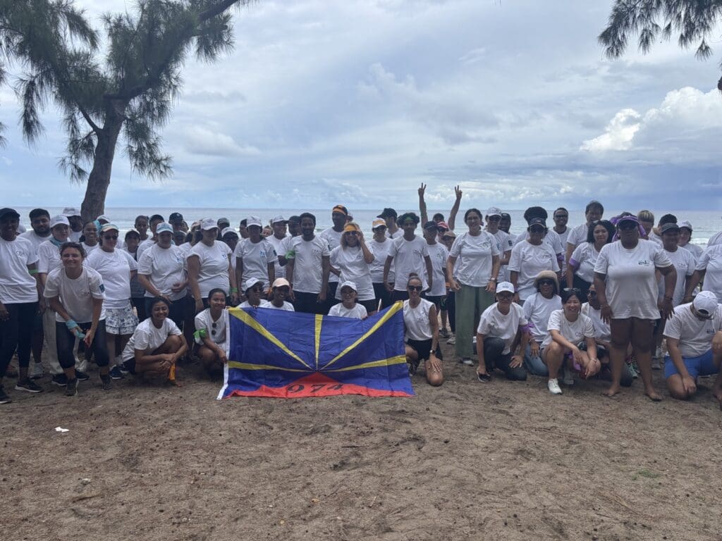 S&eacute;minaire d'&eacute;quipe sur une plage de l'&icirc;le de La R&eacute;union.