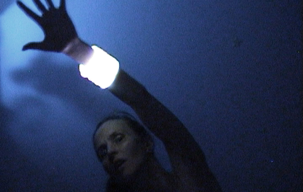 Bracelet en silicone phosphorescent personnalisé qui brille dans le noir lors d'une soirée