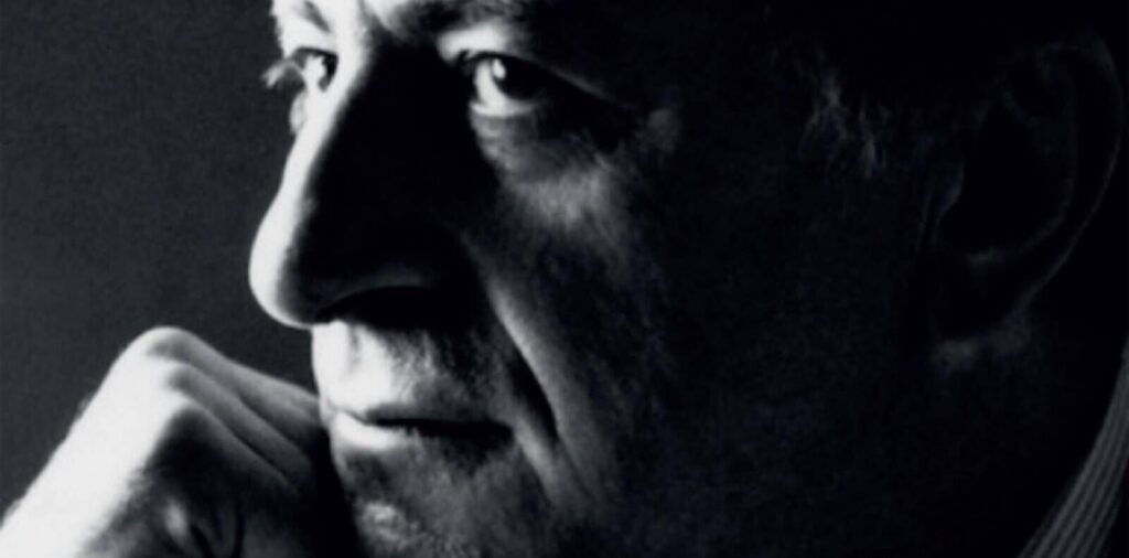 Portrait de Pierre Berg&eacute;, cofondateur de la maison Yves Saint Laurent