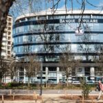 Façade d'une agence Banque Populaire Bourgogne Franche-Comté